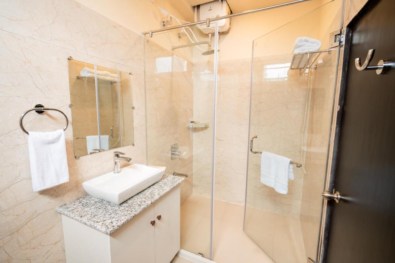 Royale Lalawi Hotel Āīzawl Екстериор снимка