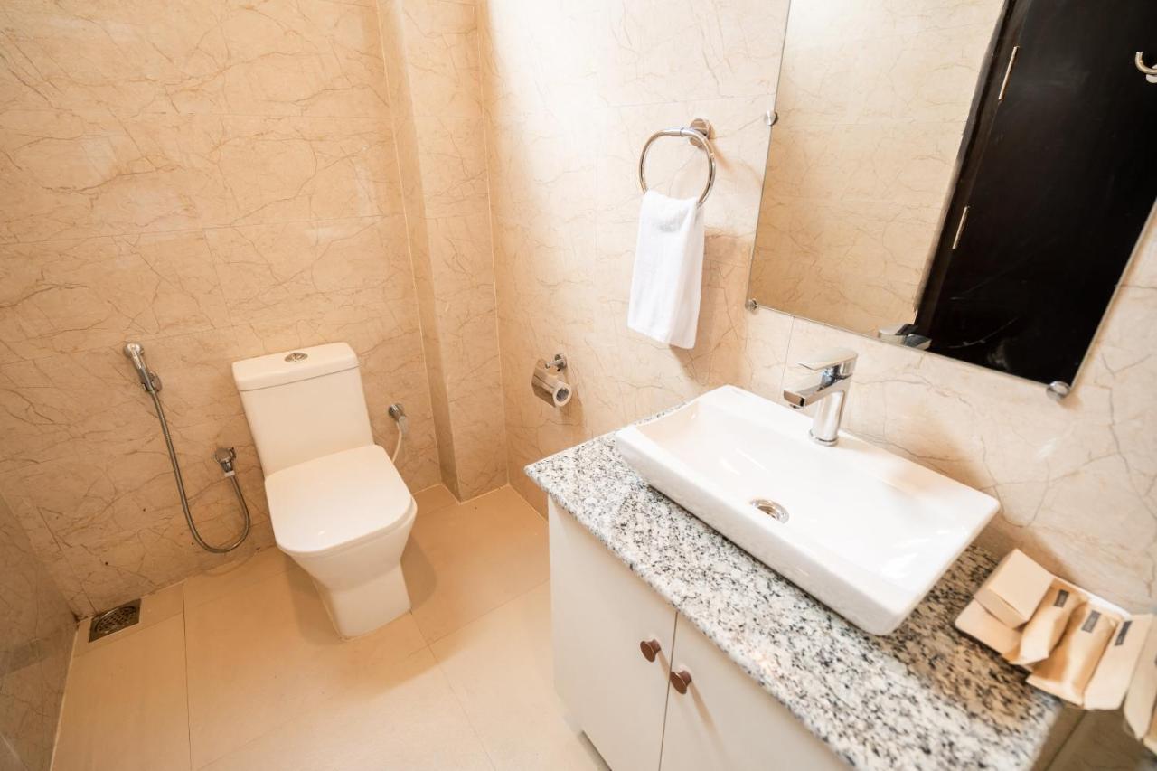 Royale Lalawi Hotel Āīzawl Екстериор снимка